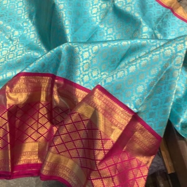 amrut VASTTRAM Women's shubh kanchi Pattu Kanchipuram Silk Saree with Blouse (sky colour) - Image 3